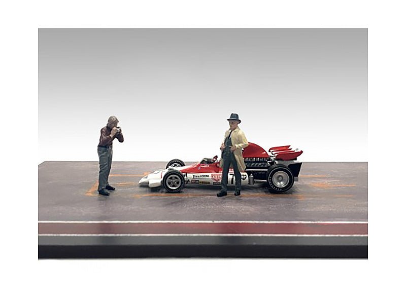 "Race Day" Two Diecast Figures Set 3 for 1/43 Scale Models by American Diorama free shipping USA
