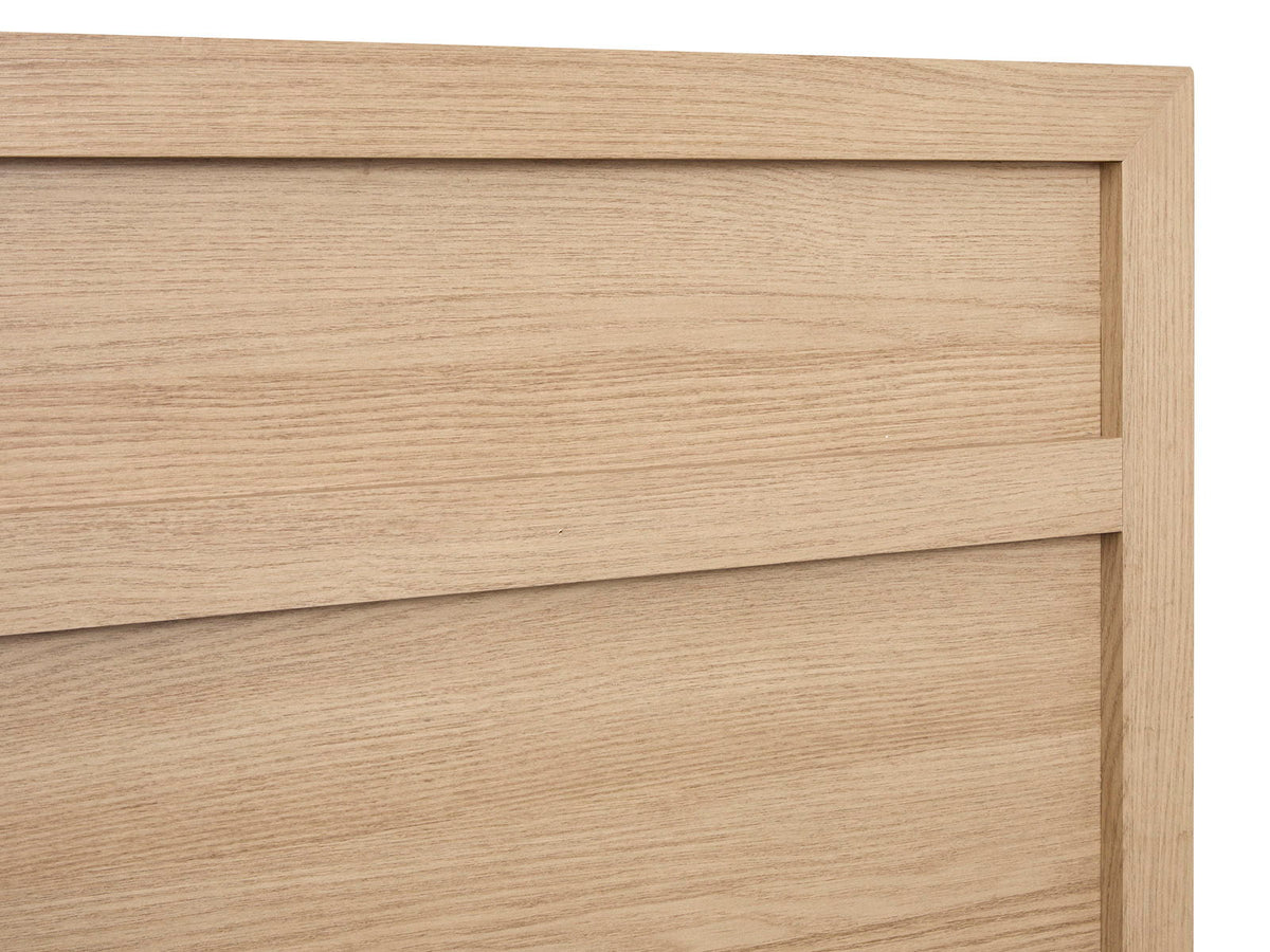 Merrifield - Panel Bed