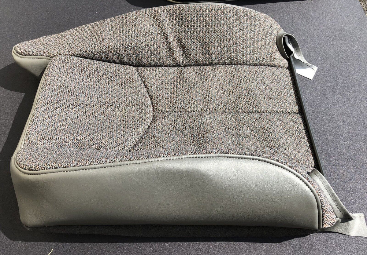 2003 2004 2005 2006 2007 GMC Sierra Cloth Seat Covers in Dark Gray