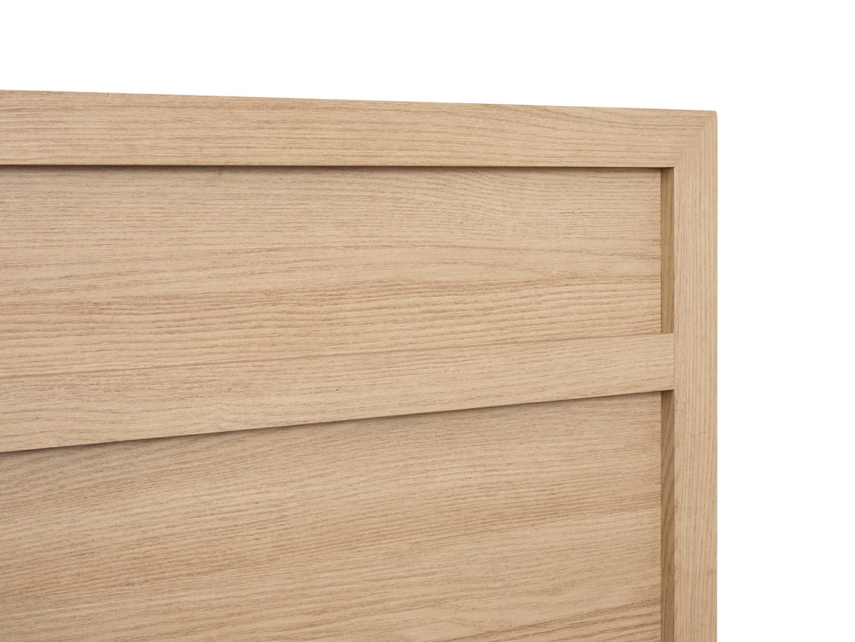 Merrifield - Panel Storage Bed