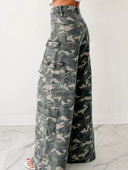 Camo Print Wide Leg Cargo Jeans